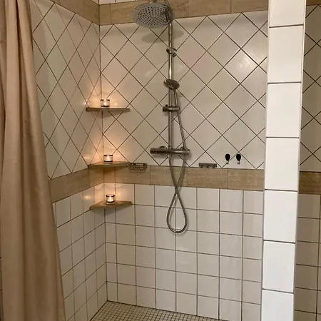 Doumenc Apartment *